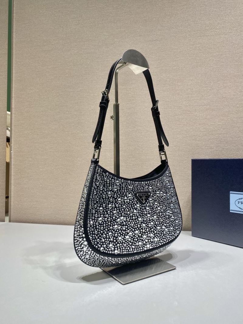 Pra*a cleo bags
